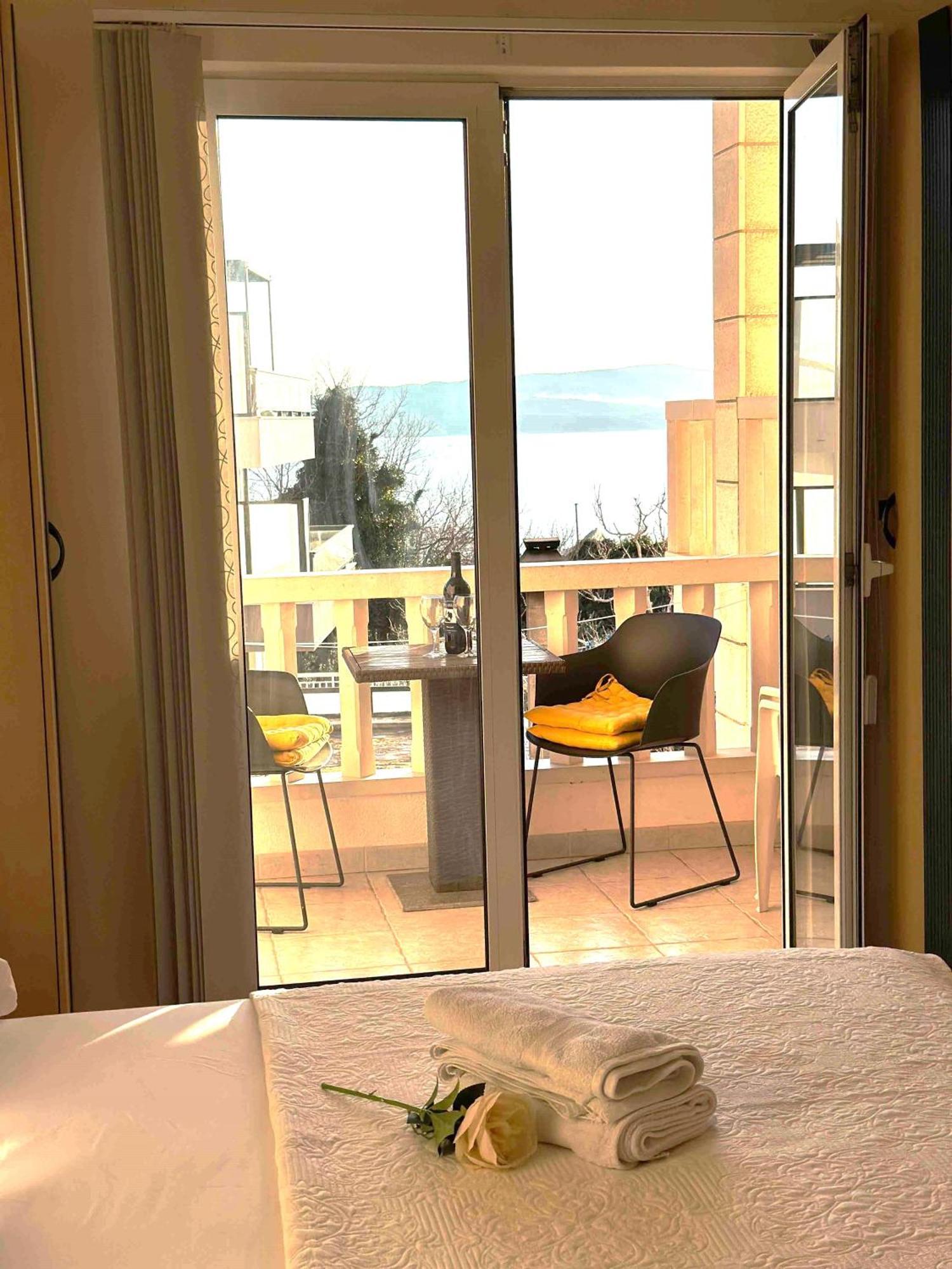 Studio Apartment Brela Cameră foto