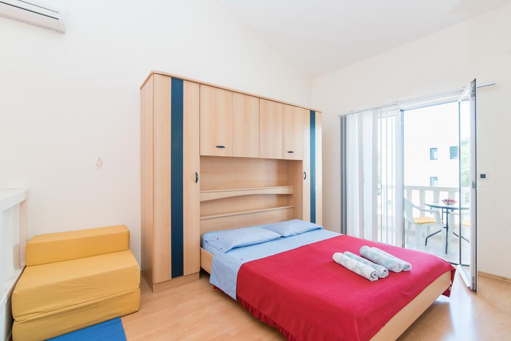 Studio Apartment Brela Exterior foto