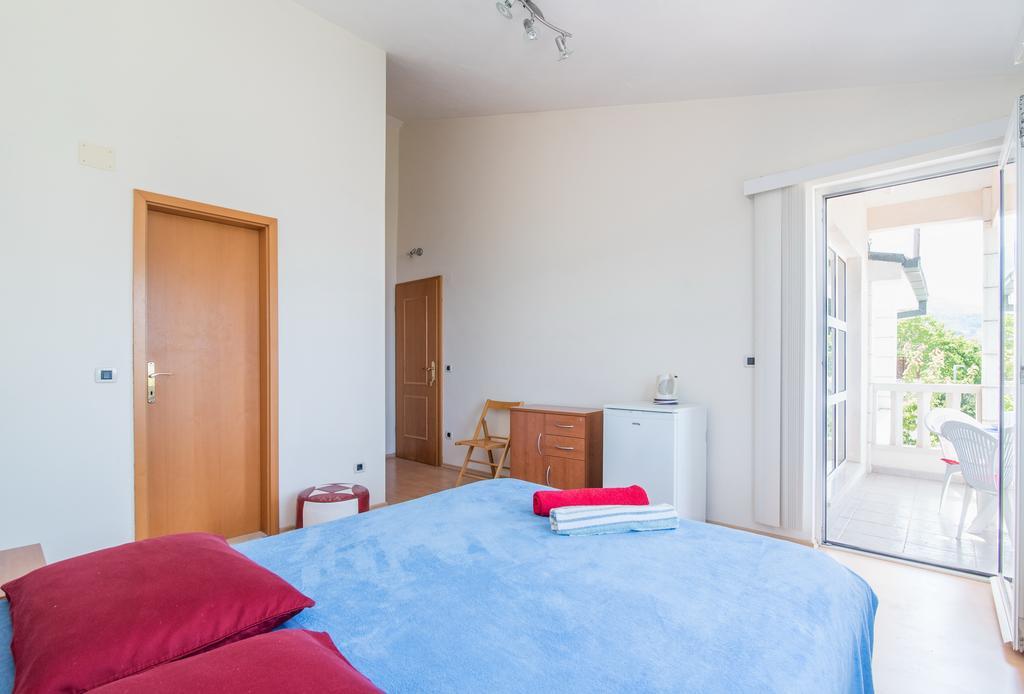 Studio Apartment Brela Exterior foto